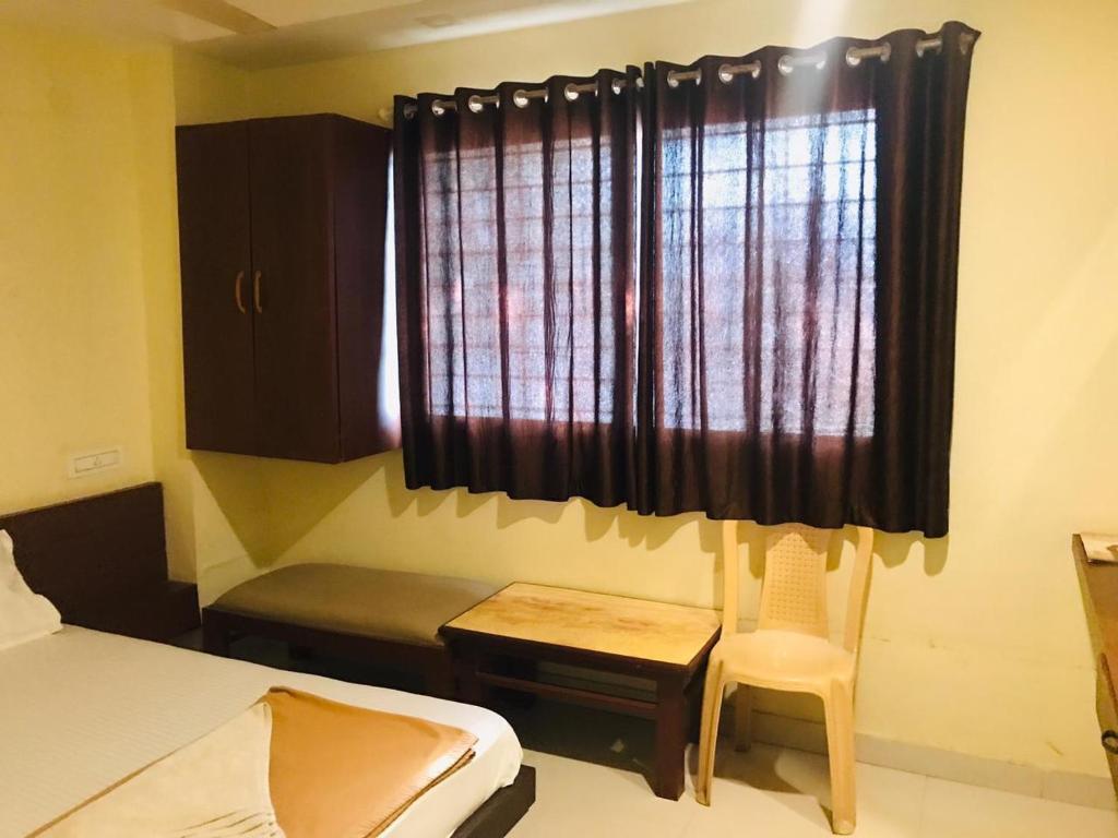 Staymaker Bright Palace Residency Шимога Экстерьер фото