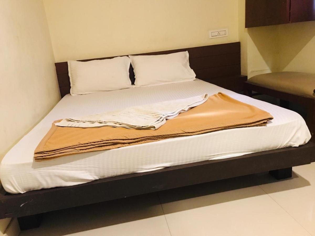 Staymaker Bright Palace Residency Шимога Экстерьер фото